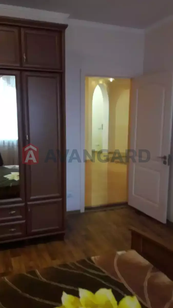 2 ��. ��������, 80/-/10 ��. �., 7/16 ������ ���� 10