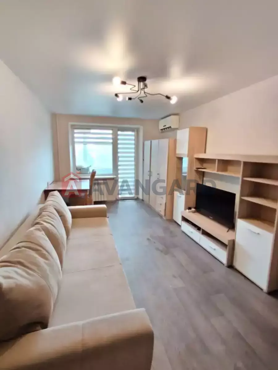 2 . , 43/-/- . ., 4/5   2