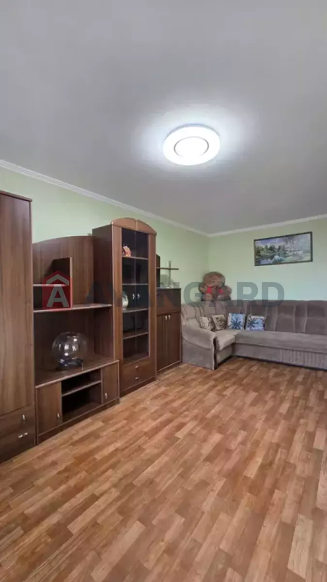 2 ��. ��������, 48/-/8 ��. �., 6/9 ������ ���� 6