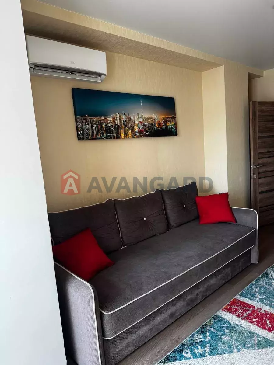 1 ��. ��������, 29/-/12 ��. �., 14/16 ������ ���� 8