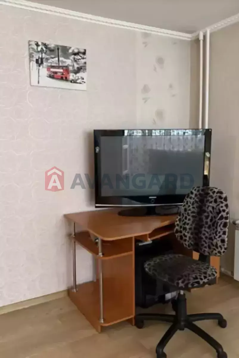 2 ��. ��������, 55/-/- ��. �., 13/16 ������ ���� 8
