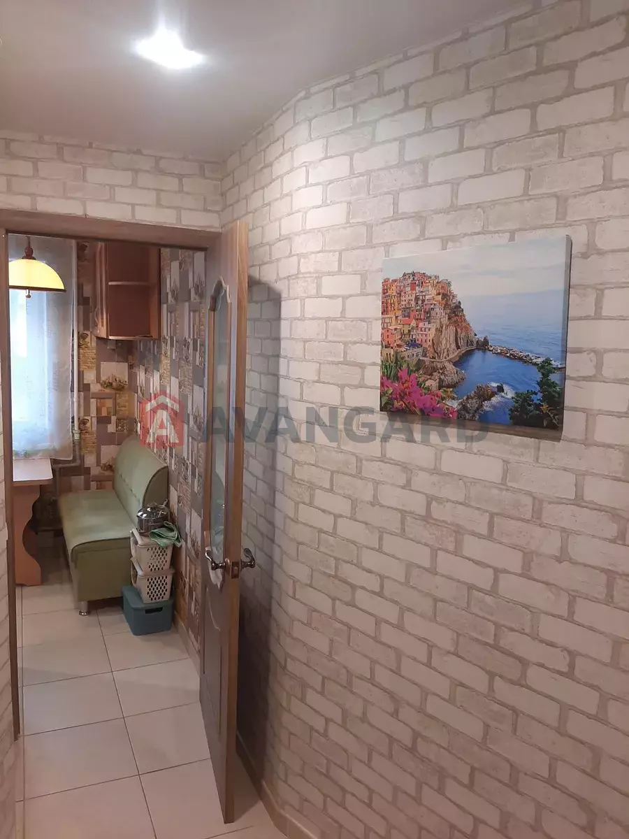 1 ����. ��������, 12/-/6 ��. �., 3/5 ���� ���� 8