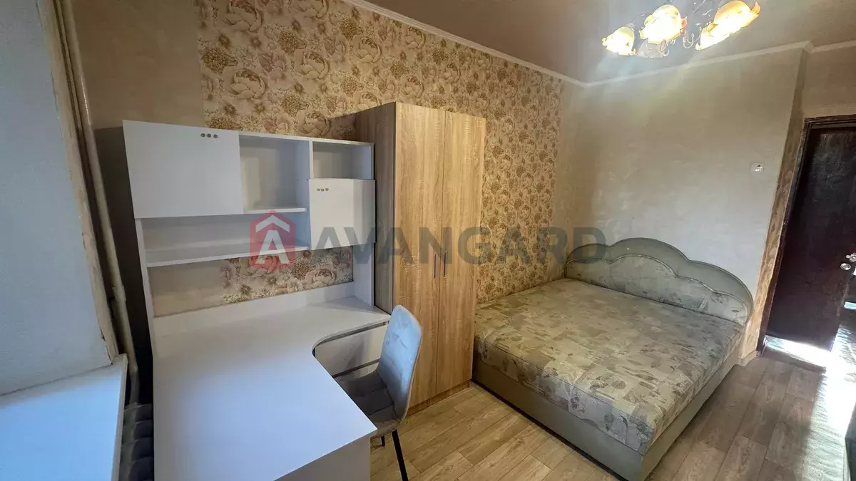 3 ��. ��������, 70/-/110 ��. �., 5/9 ������ ���� 16