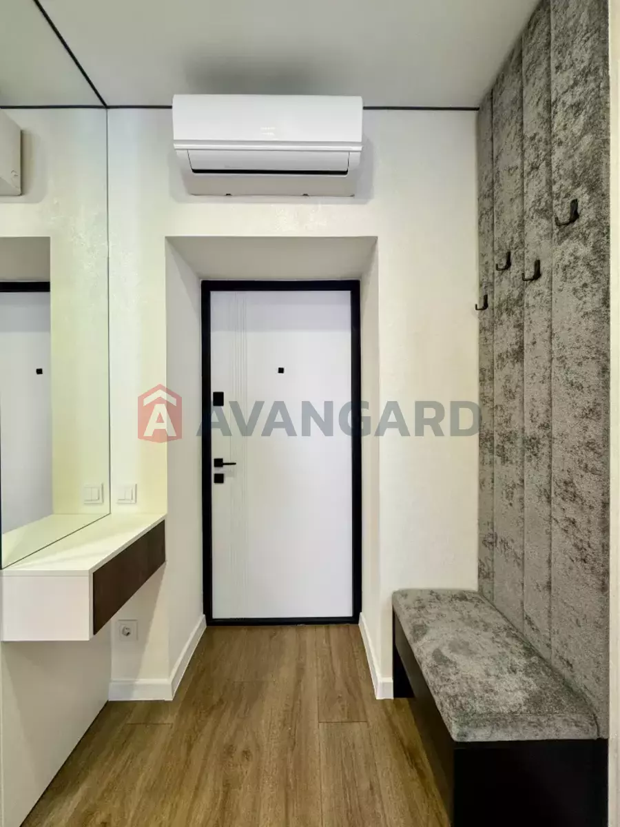 2 ����. ��������, 45/-/15 ��. �., 7/10 ���� ���� 8