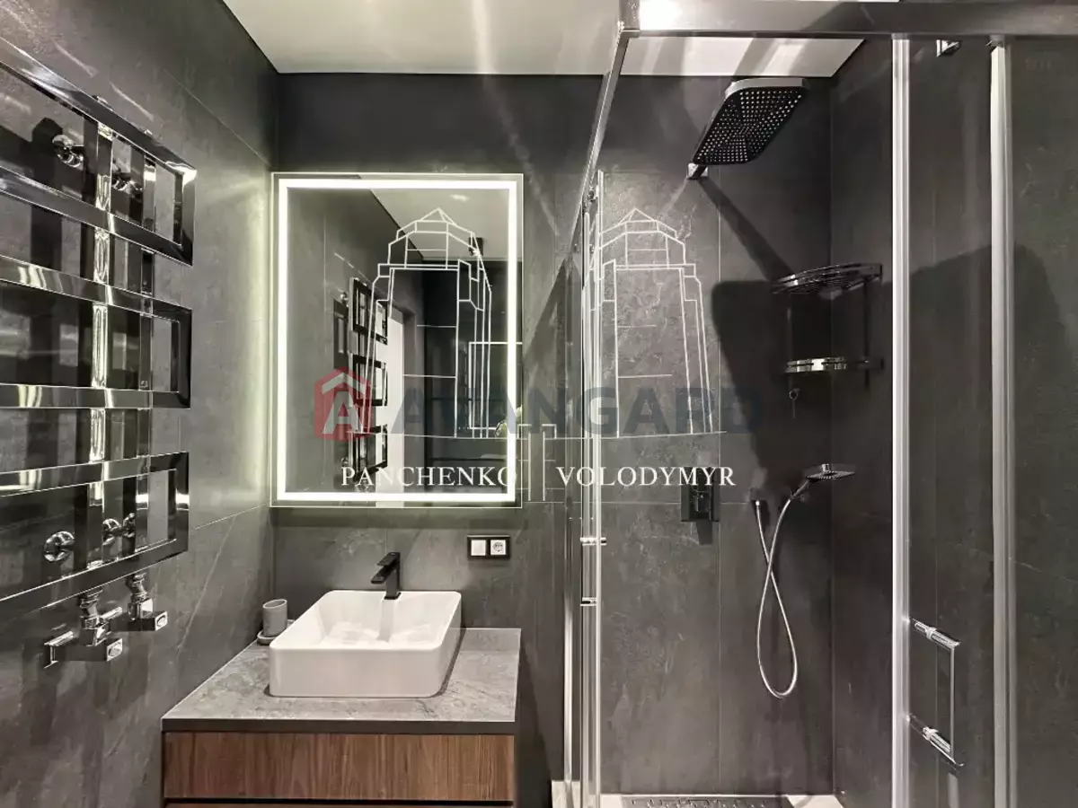 3 ��. ��������, 115/-/25 ��. �., 5/14 ������ ���� 23