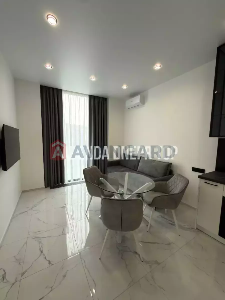 2 ����. ��������, 55/-/- ��. �., 10/31 ���� ���� 4