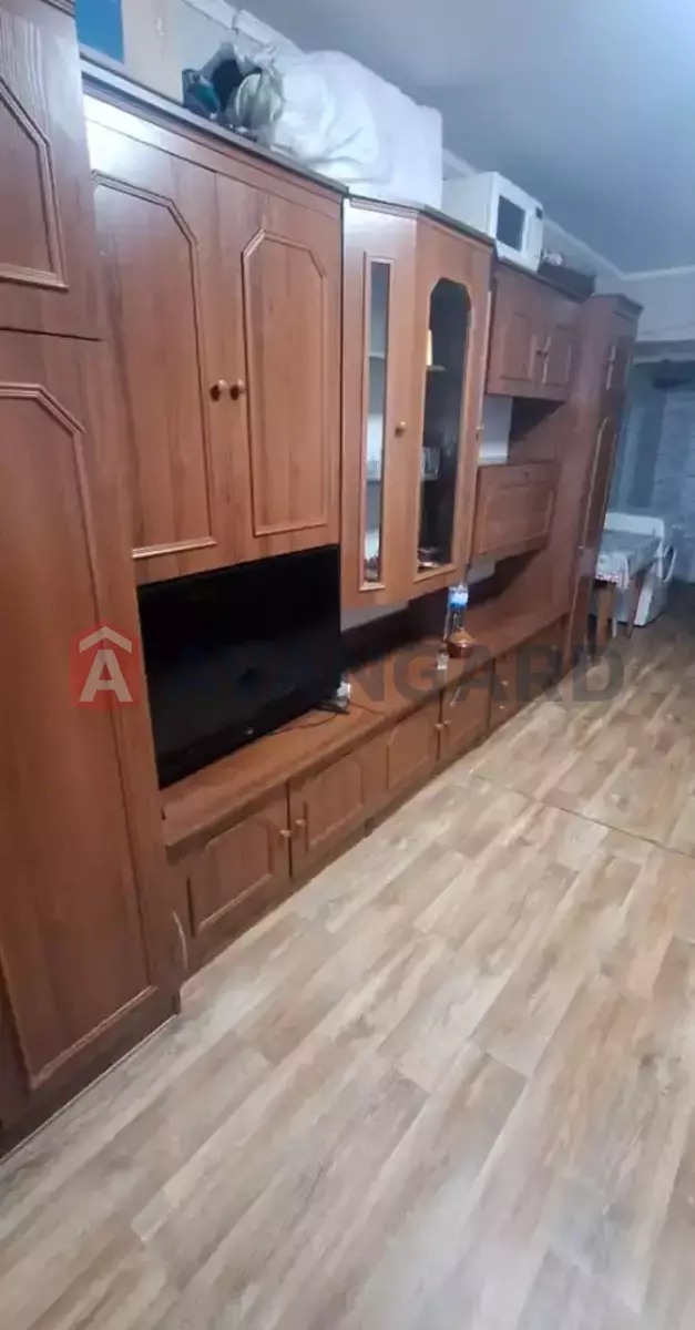 1 ��. ��������, 23/-/- ��. �., 2/9 ������ ���� 3