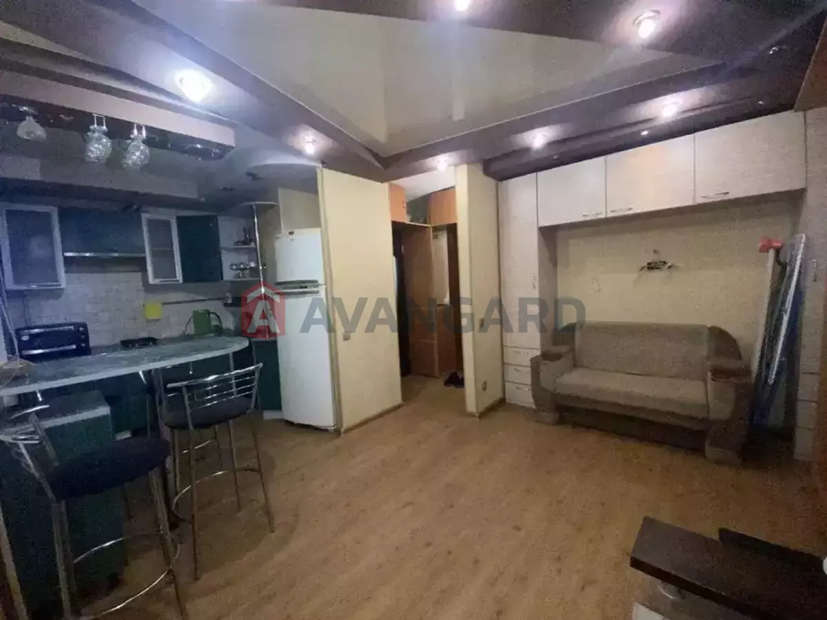 1 ��. ��������, 22/-/- ��. �., 6/9 ������ ���� 1