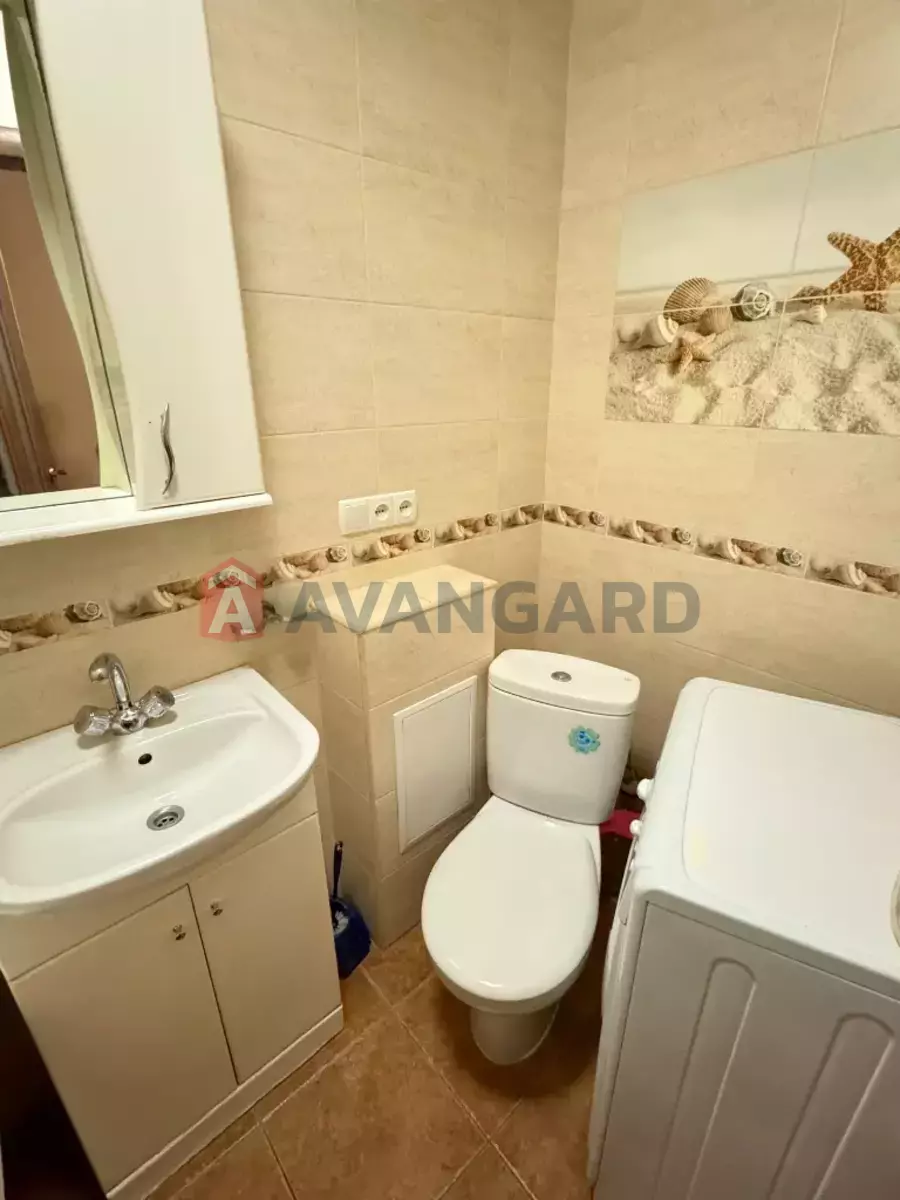 1 ��. ��������, 33/-/- ��. �., 2/5 ������ ���� 4