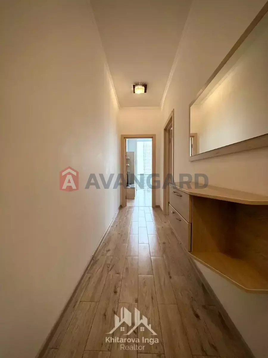 1 ��. ��������, 53/-/- ��. �., 8/19 ������ ���� 5