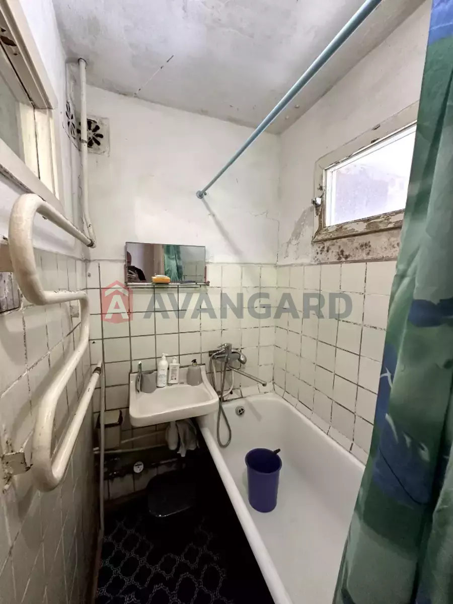 3 ����. ��������, 57/-/6 ��. �., 7/9 ���� ���� 9