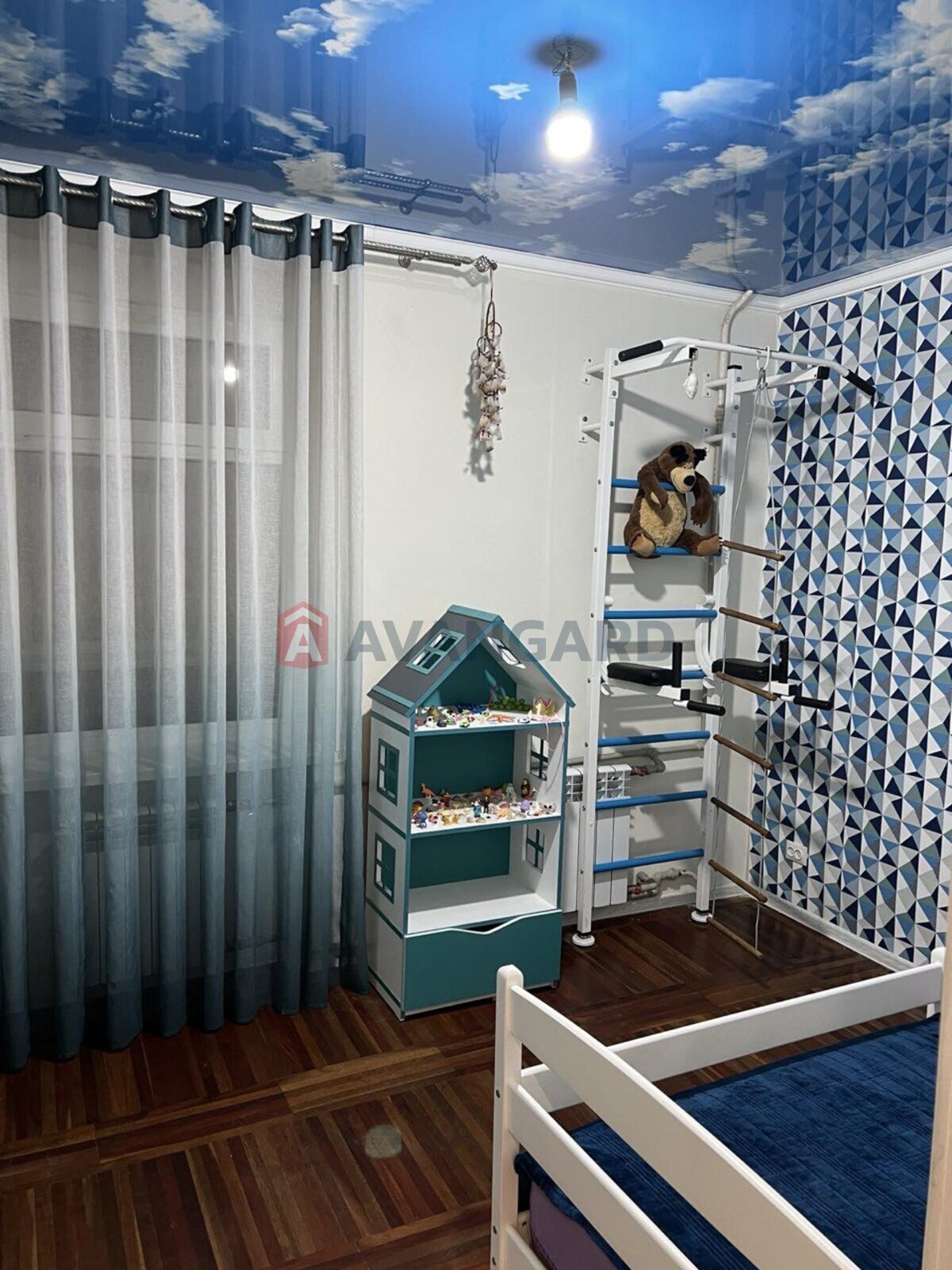 3 ��. ��������, 73/-/12 ��. �., 12/12 ������ ���� 13