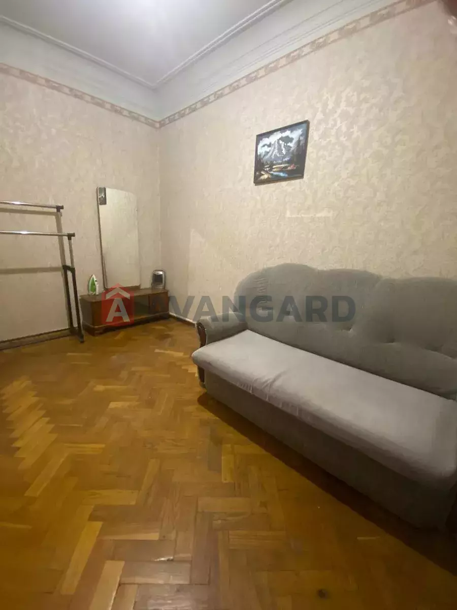 3 . , 70/-/5 . ., 2/2   4