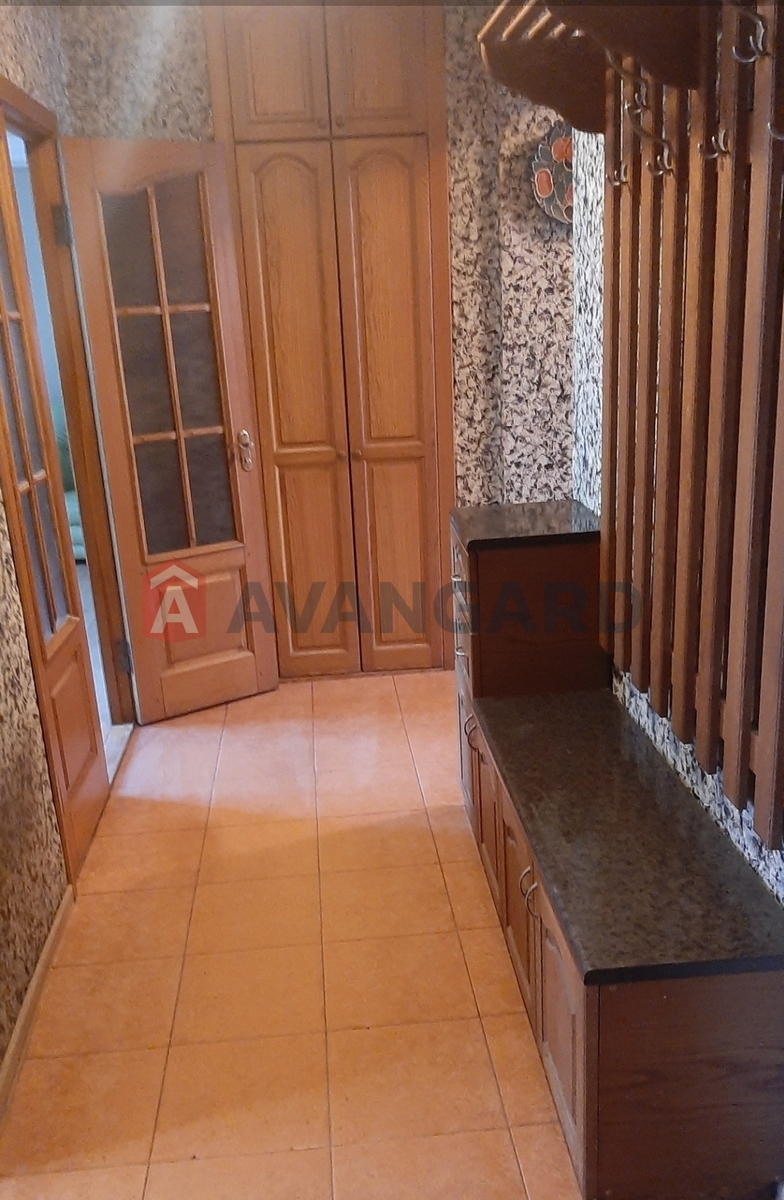 2 . , 56/-/10 . ., 2/9   9