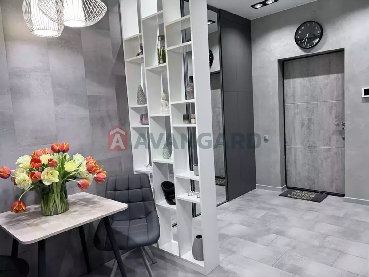 1 ��. ��������, 33/-/10 ��. �., 14/15 ������ ���� 11