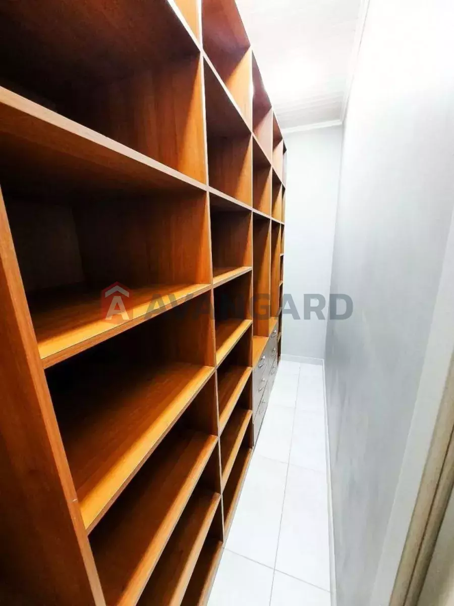 2 ����. ��������, 49/-/9 ��. �., 5/12 ���� ���� 2