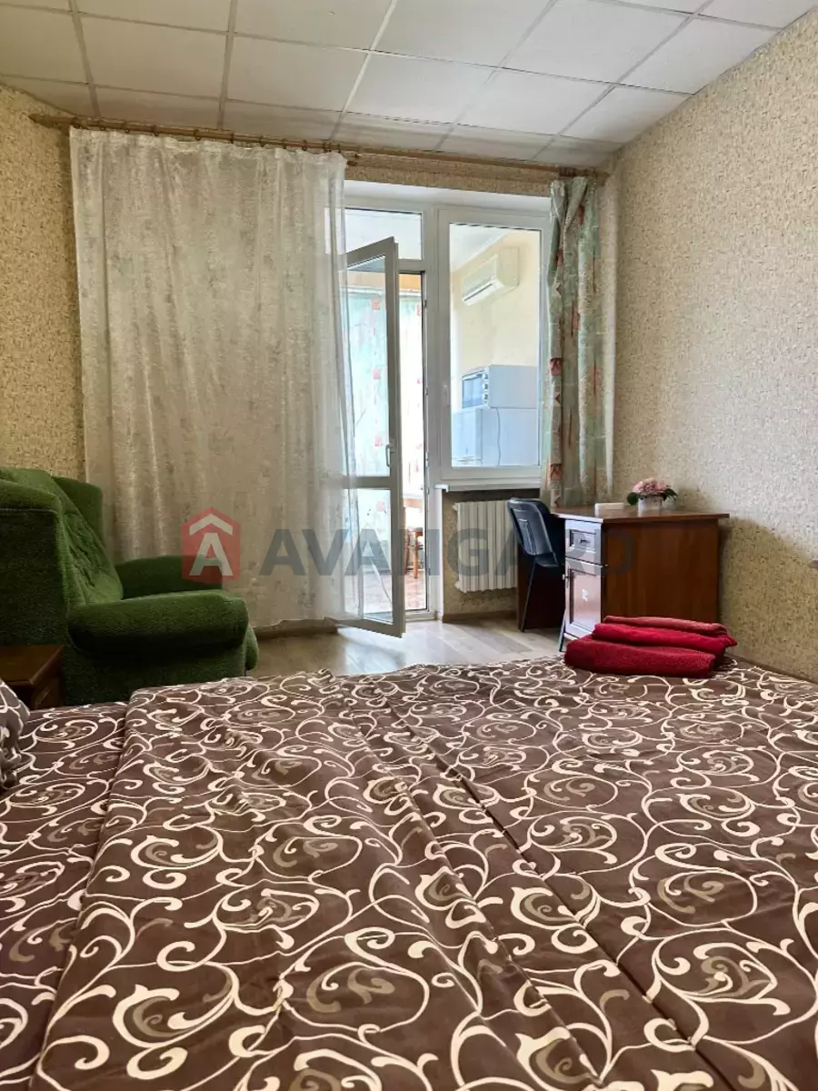 1 ��. ��������, 30/-/10 ��. �., 8/16 ������ ���� 6