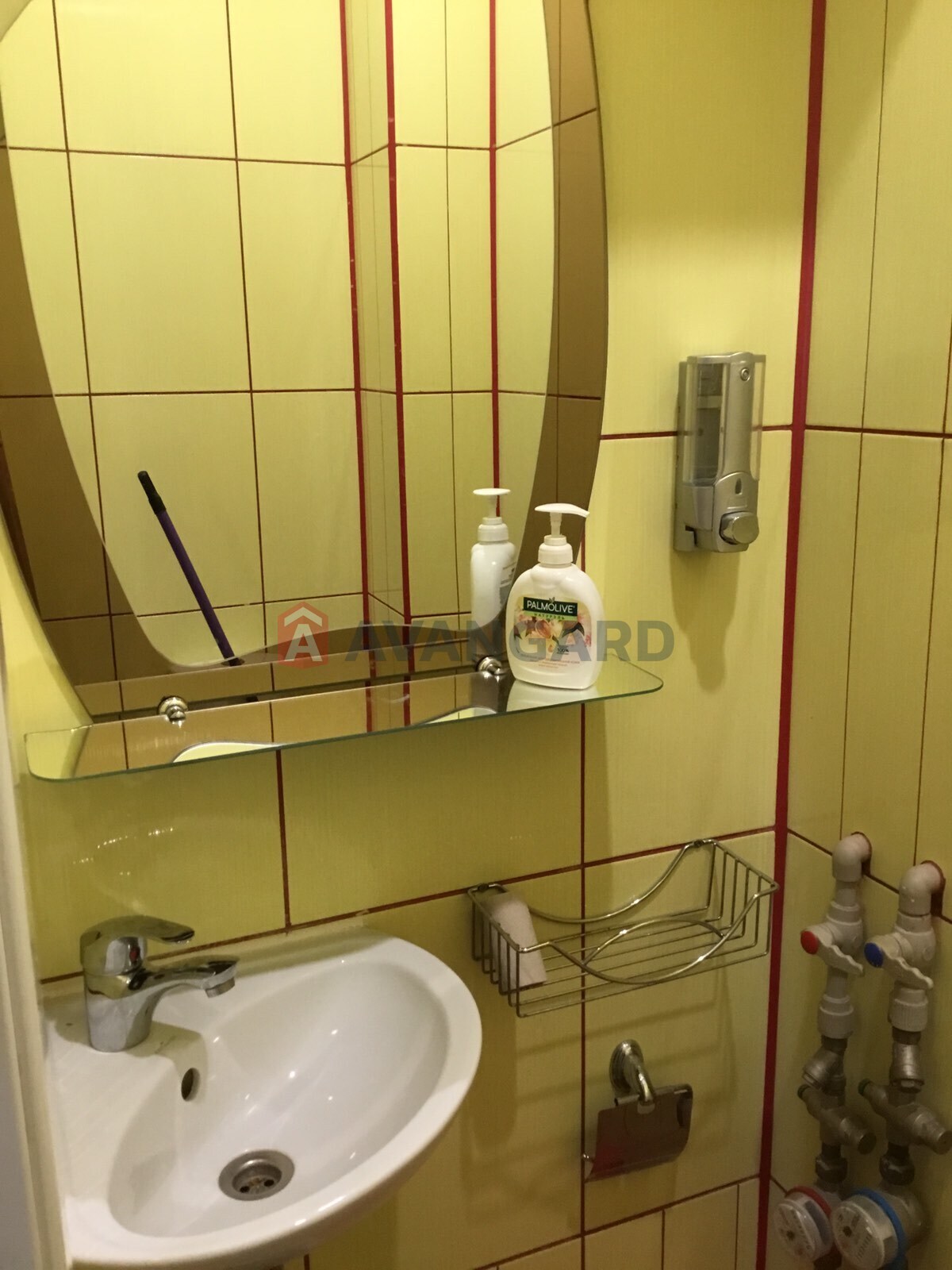 3 ��. ��������, 120/-/17 ��. �., 10/17 ������ ���� 11