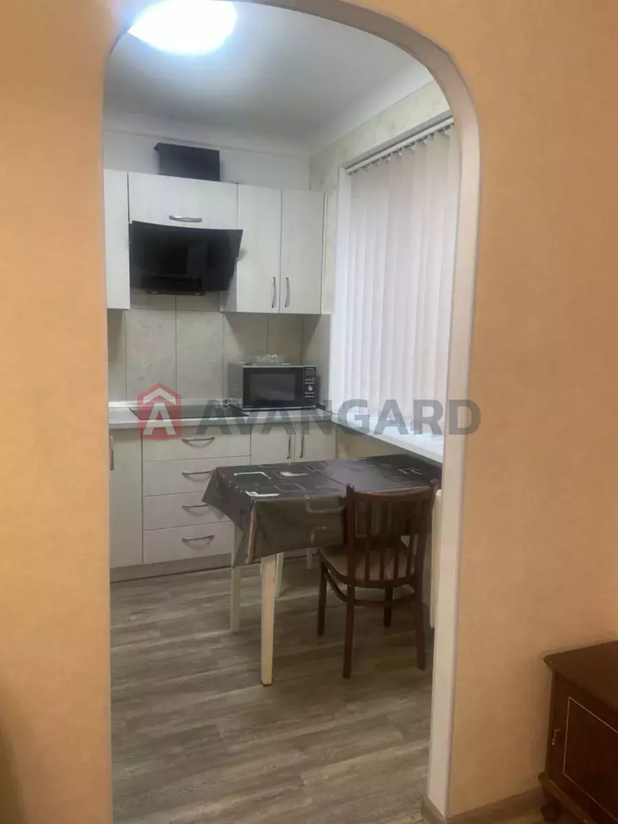 1 ��. ��������, 35/-/6 ��. �., 3/5 ������ ���� 11