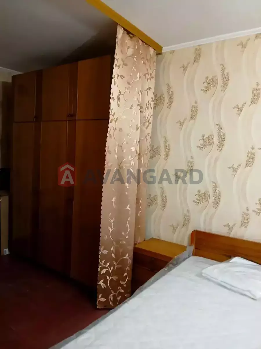 1 . , 40/-/- . ., 10/12   3