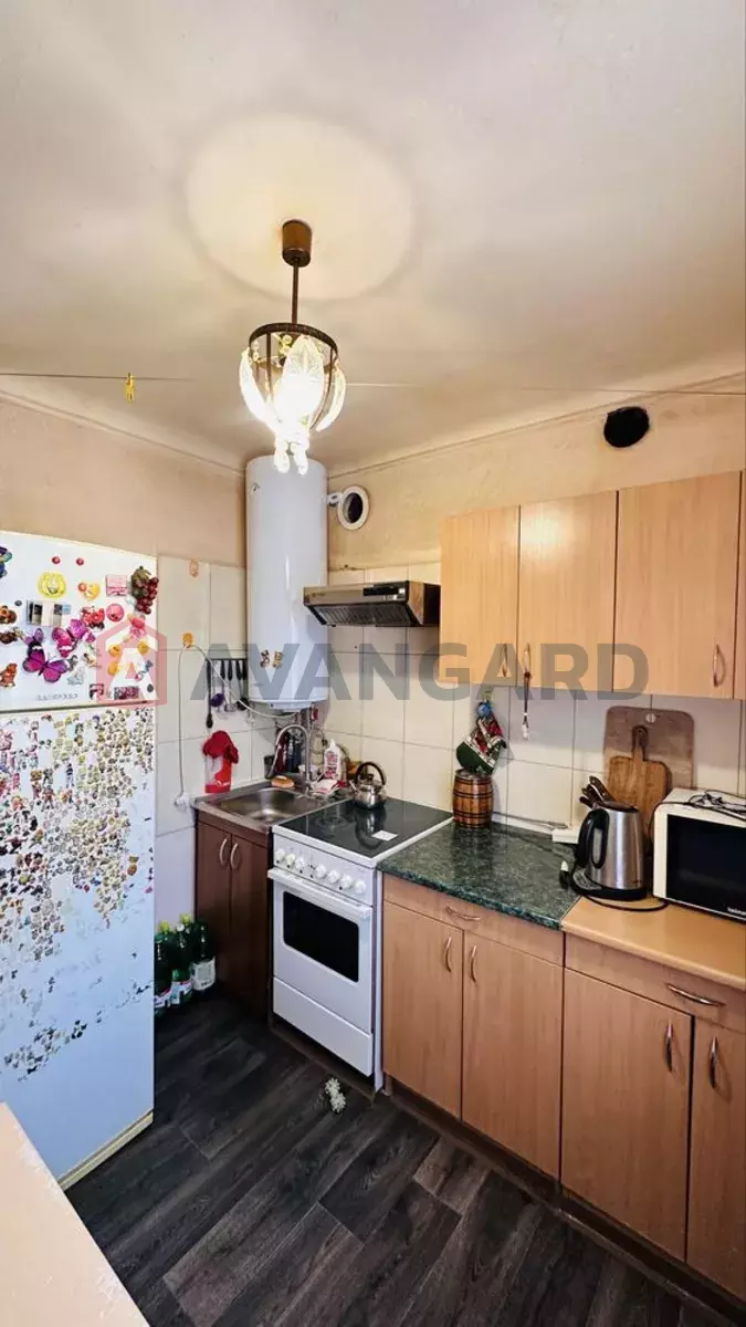 1 ����. ��������, 35/-/6 ��. �., 3/5 ���� ���� 5