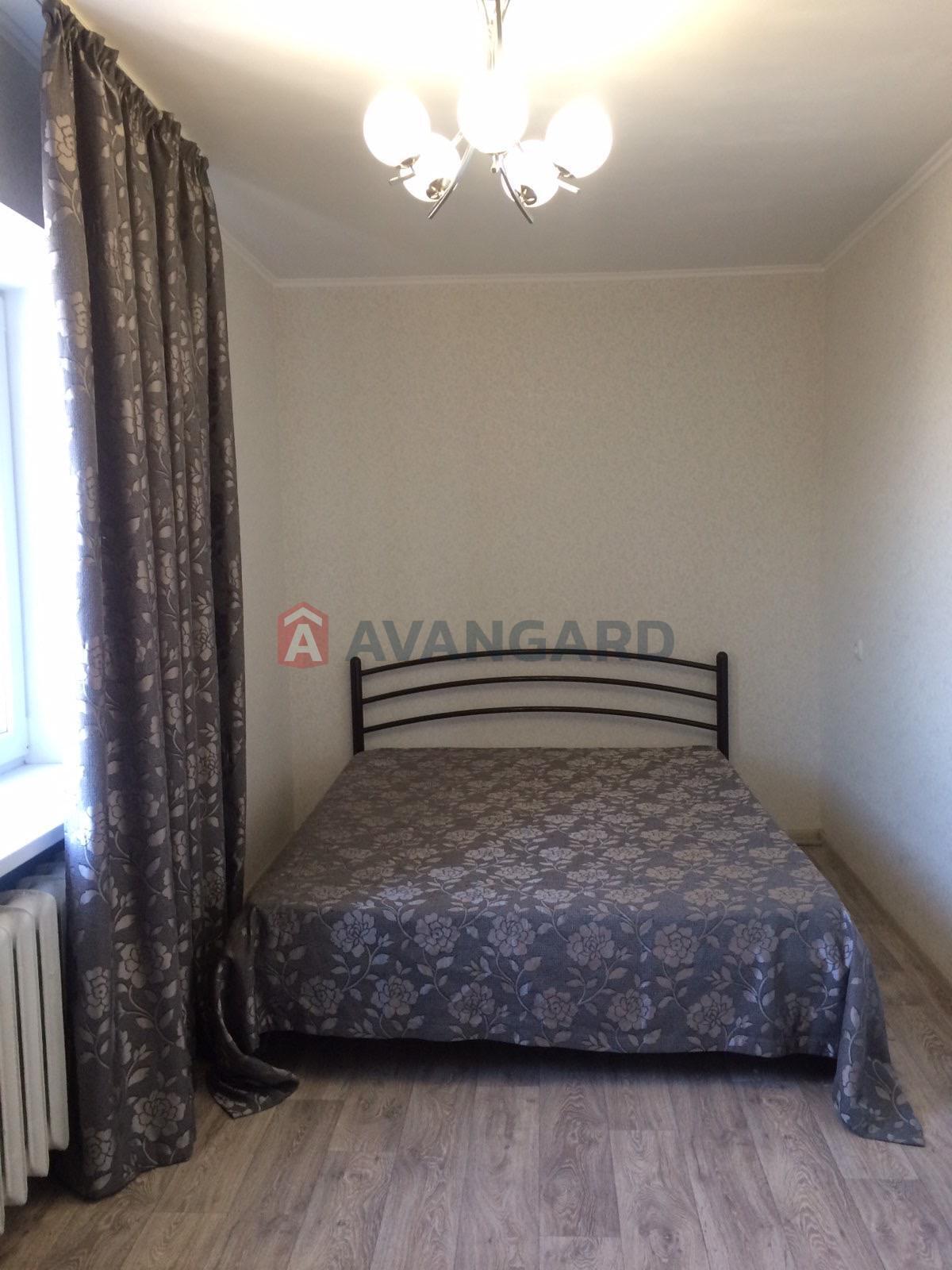 2 ����. ��������, 44/27/7 ��. �., 5/5 ���� ���� 3