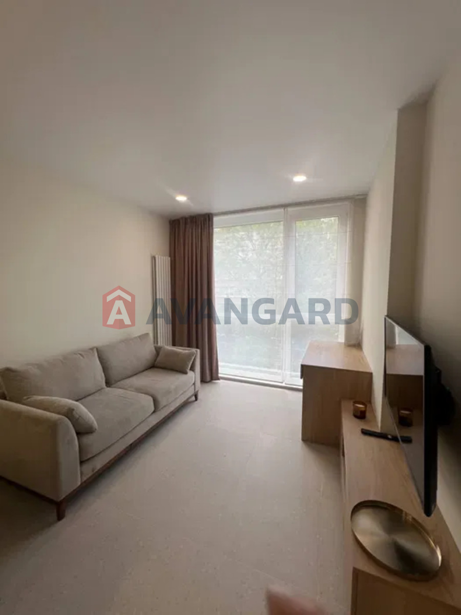 1 ����. ��������, 46/-/17 ��. �., 4/5 ���� ���� 15