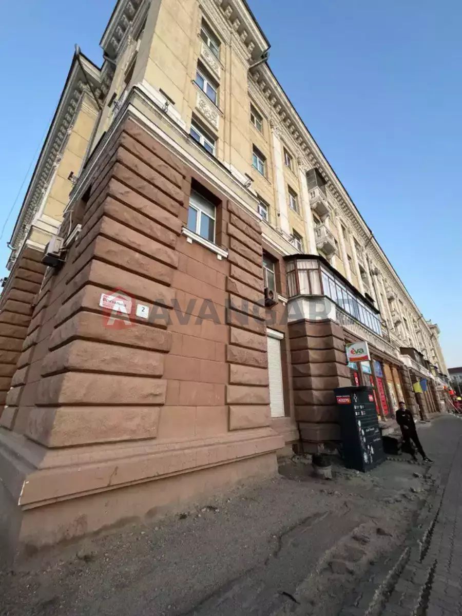 2 кім. квартира, 83/-/- кв. м., 5/5 поверх фото 8 2 кім. квартира, 83/-/- кв. м., 5/5 поверх фото 8