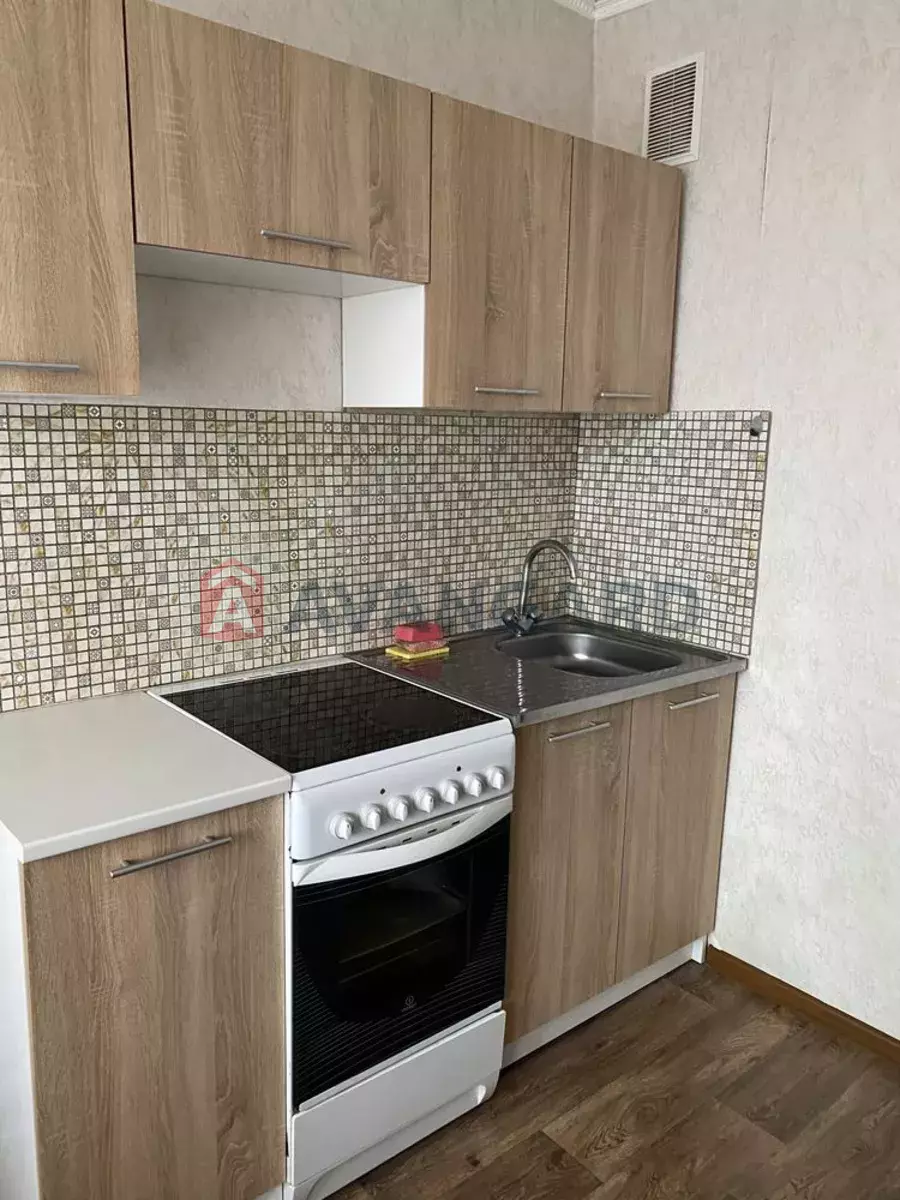 1 ����. ��������, 37/-/9 ��. �., 13/16 ���� ���� 3