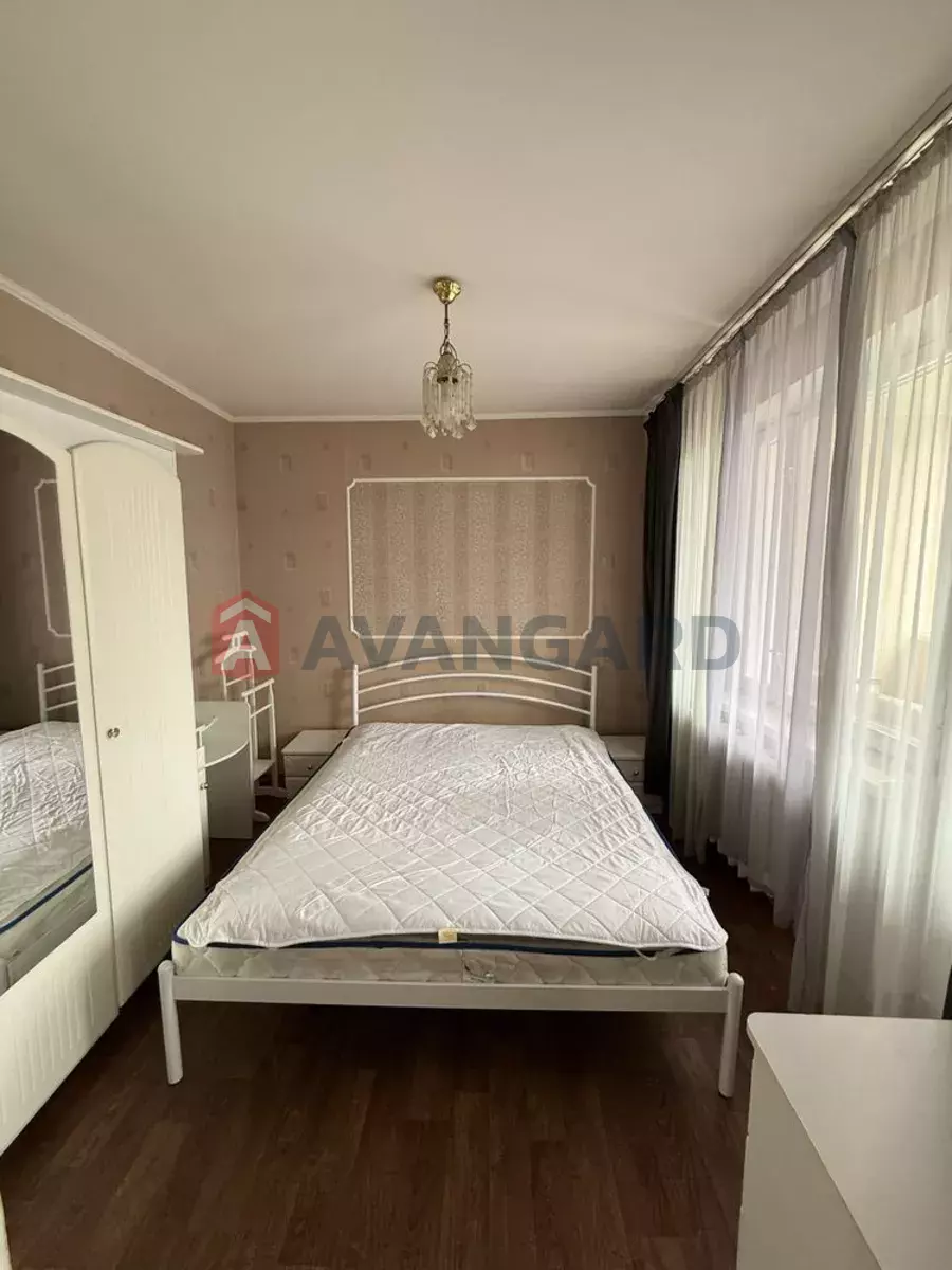 3 ��. ��������, 60/-/7 ��. �., 7/9 ������ ���� 4