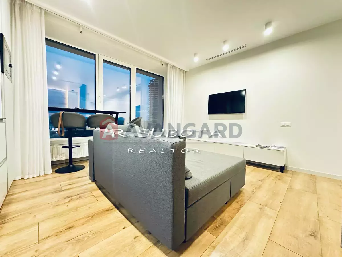 1 . , 45/-/- . ., 10/25   3