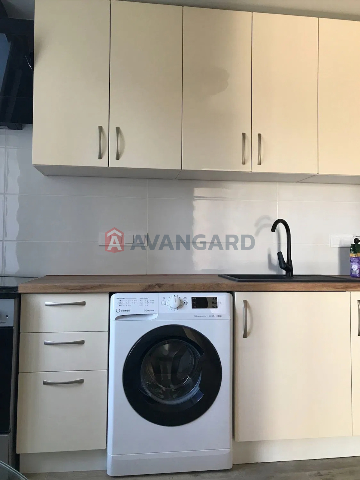 3 ��. ��������, 86/-/12 ��. �., 7/14 ������ ���� 11