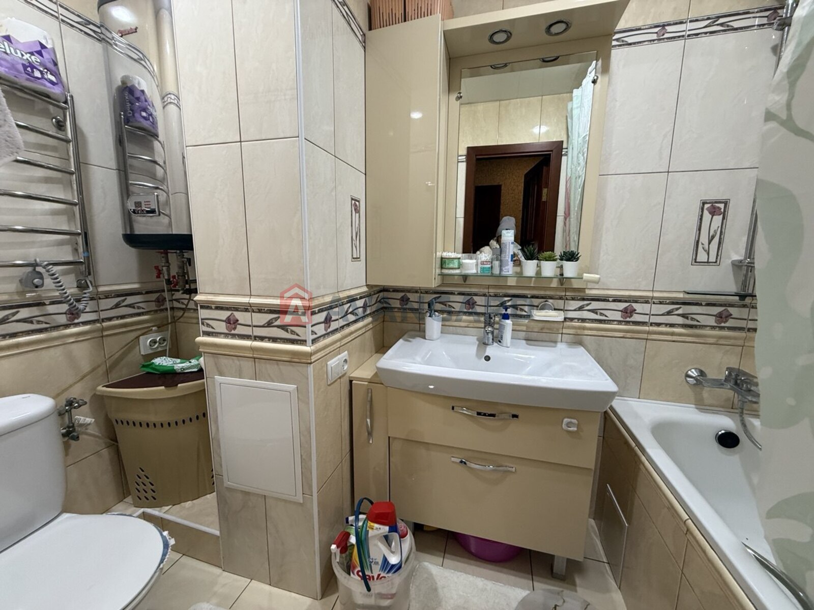 3 ����. ��������, 68/-/12 ��. �., 7/16 ���� ���� 10