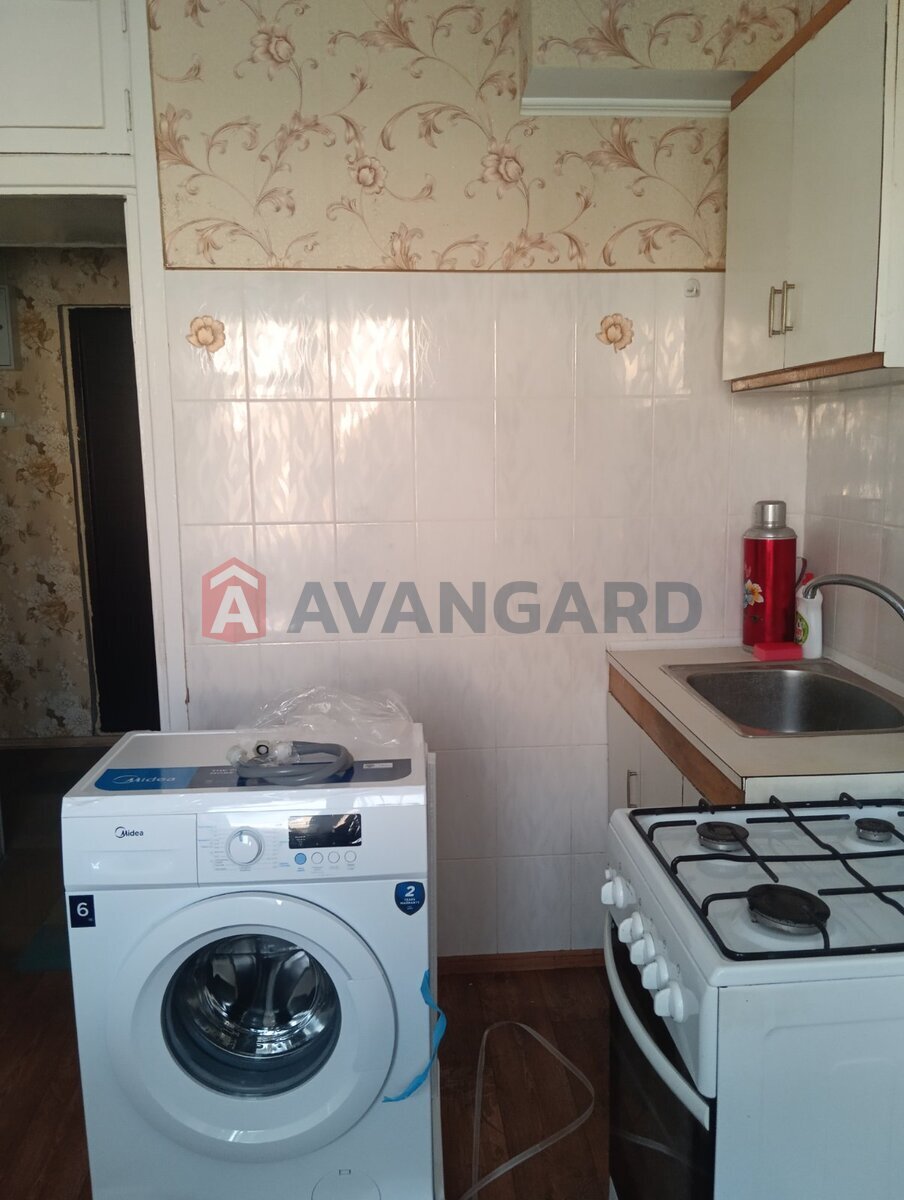 3 ��. ��������, 68/-/9 ��. �., 7/9 ������ ���� 5