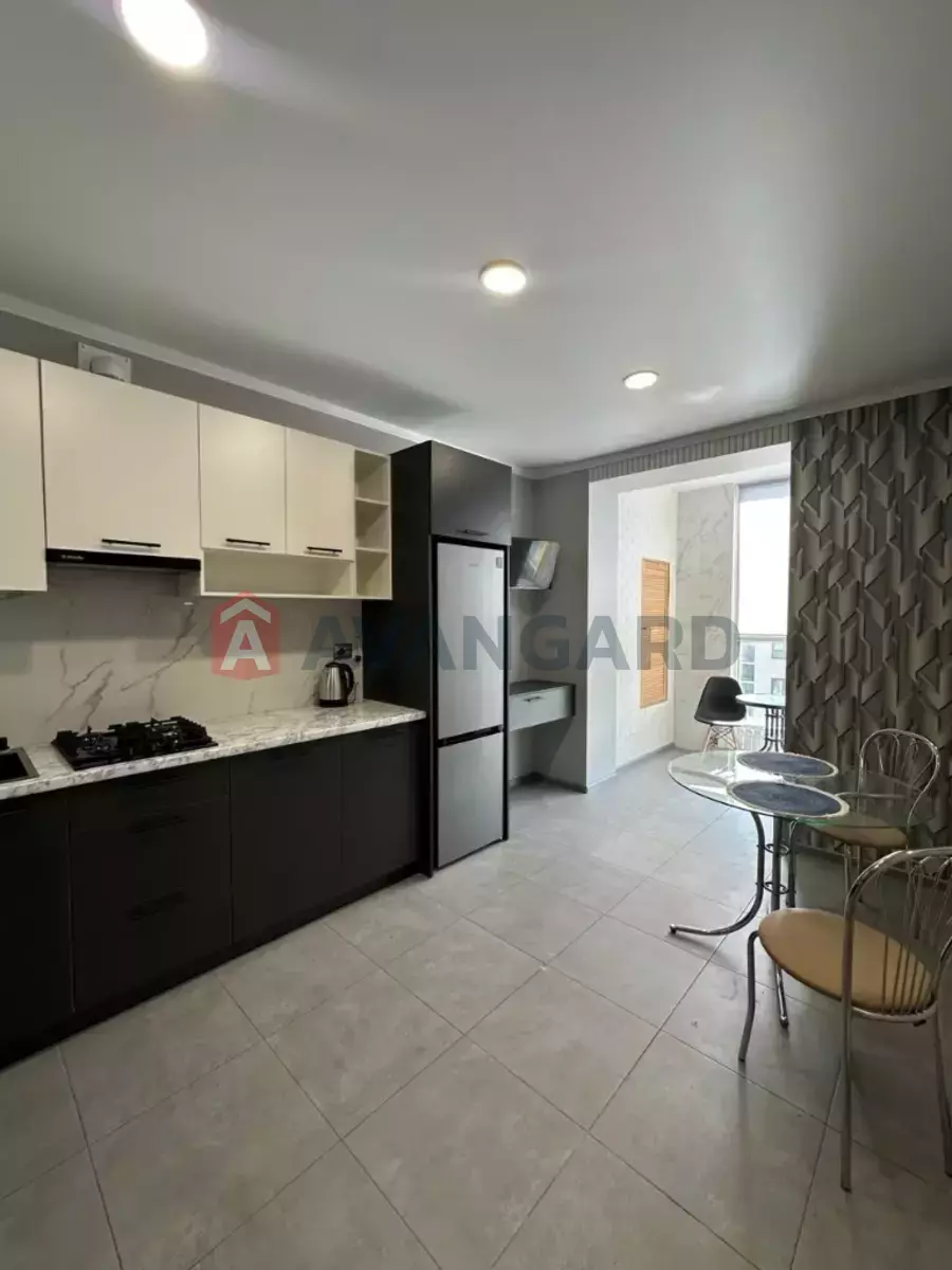 1 ��. ��������, 45/-/- ��. �., 8/10 ������ ���� 1