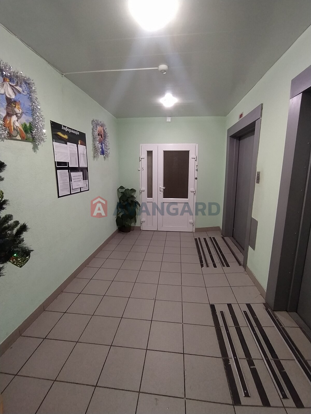 2 ��. ��������, 60/35/12 ��. �., 6/16 ������ ���� 2