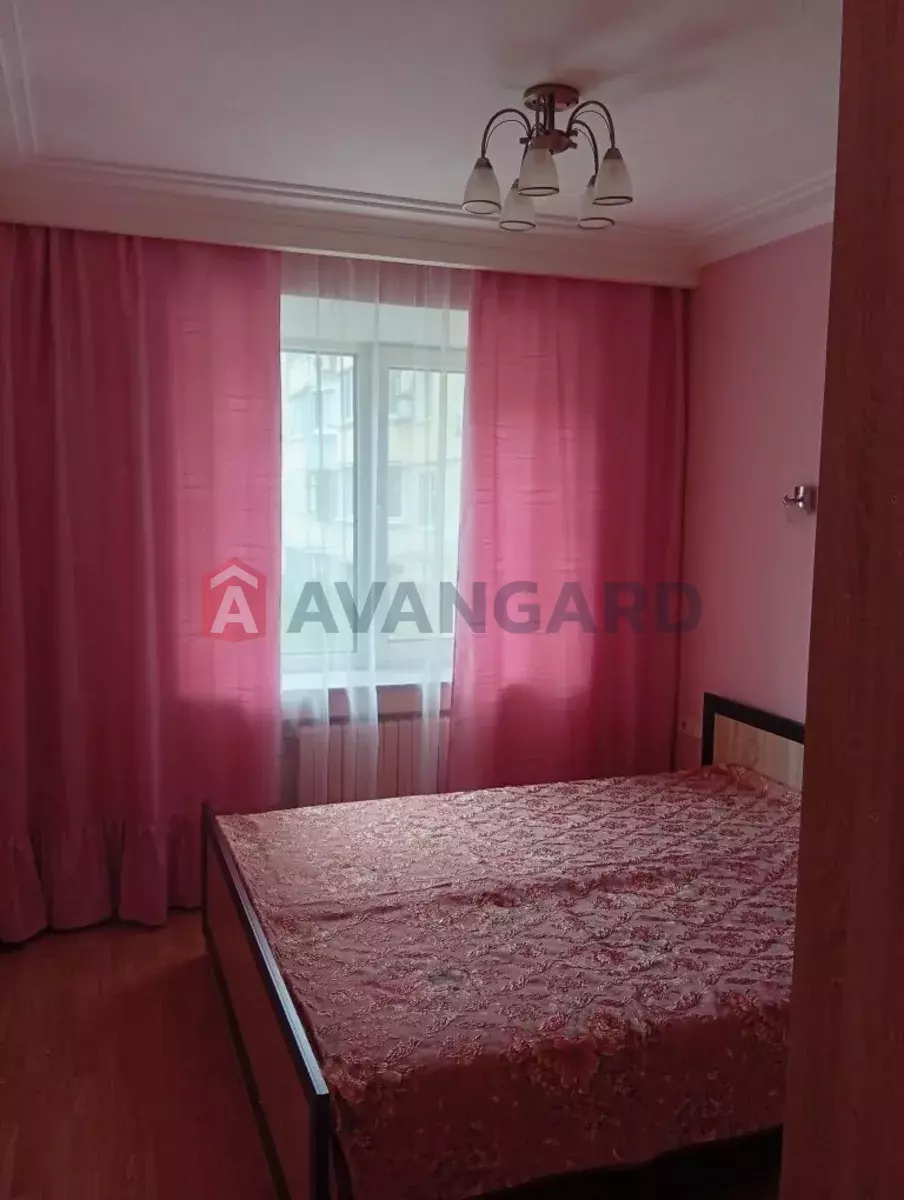 3 ��. ��������, 65/-/10 ��. �., 2/9 ������ ���� 5