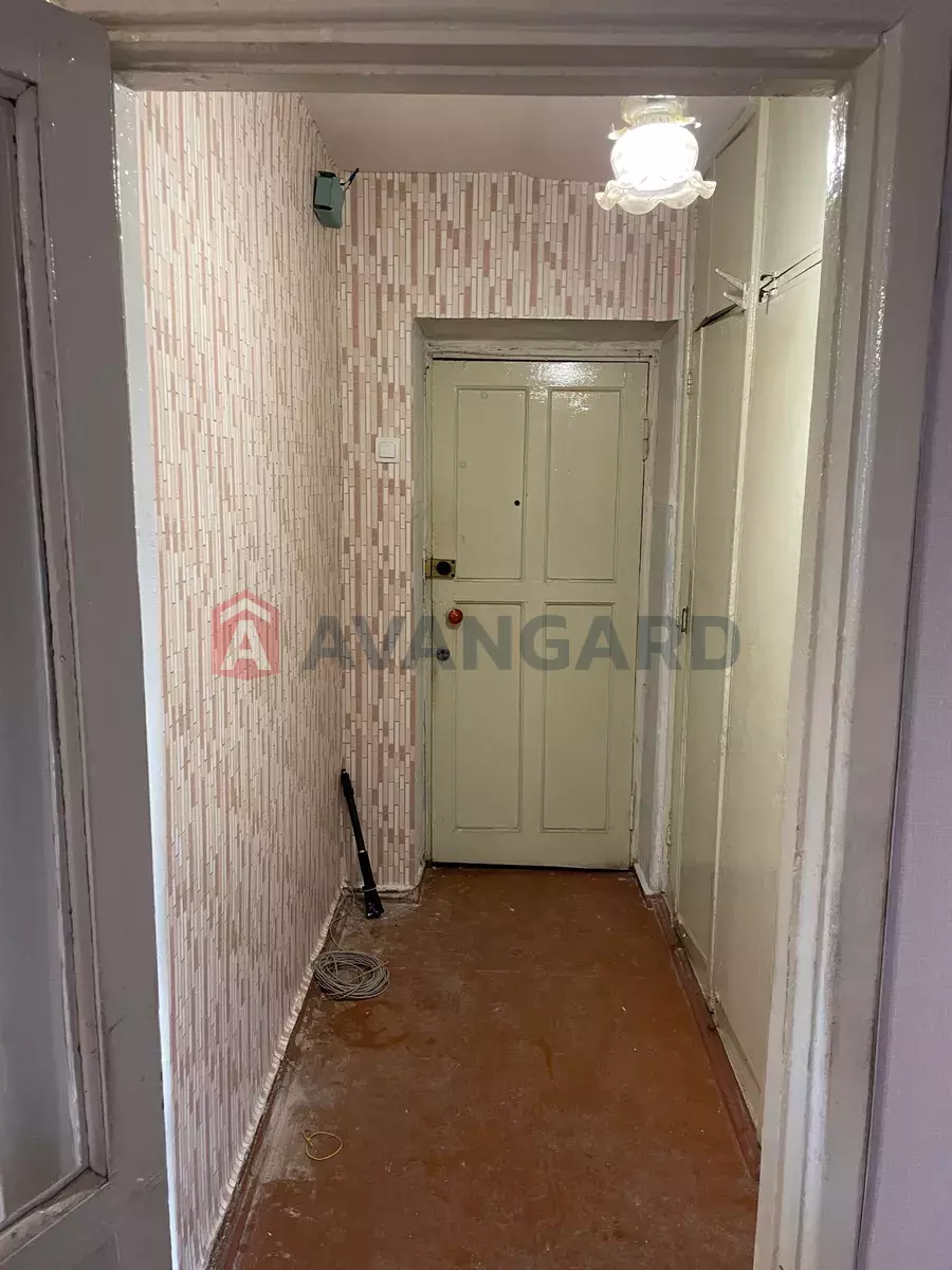 2 ����. ��������, 60/-/7 ��. �., 6/9 ���� ���� 4