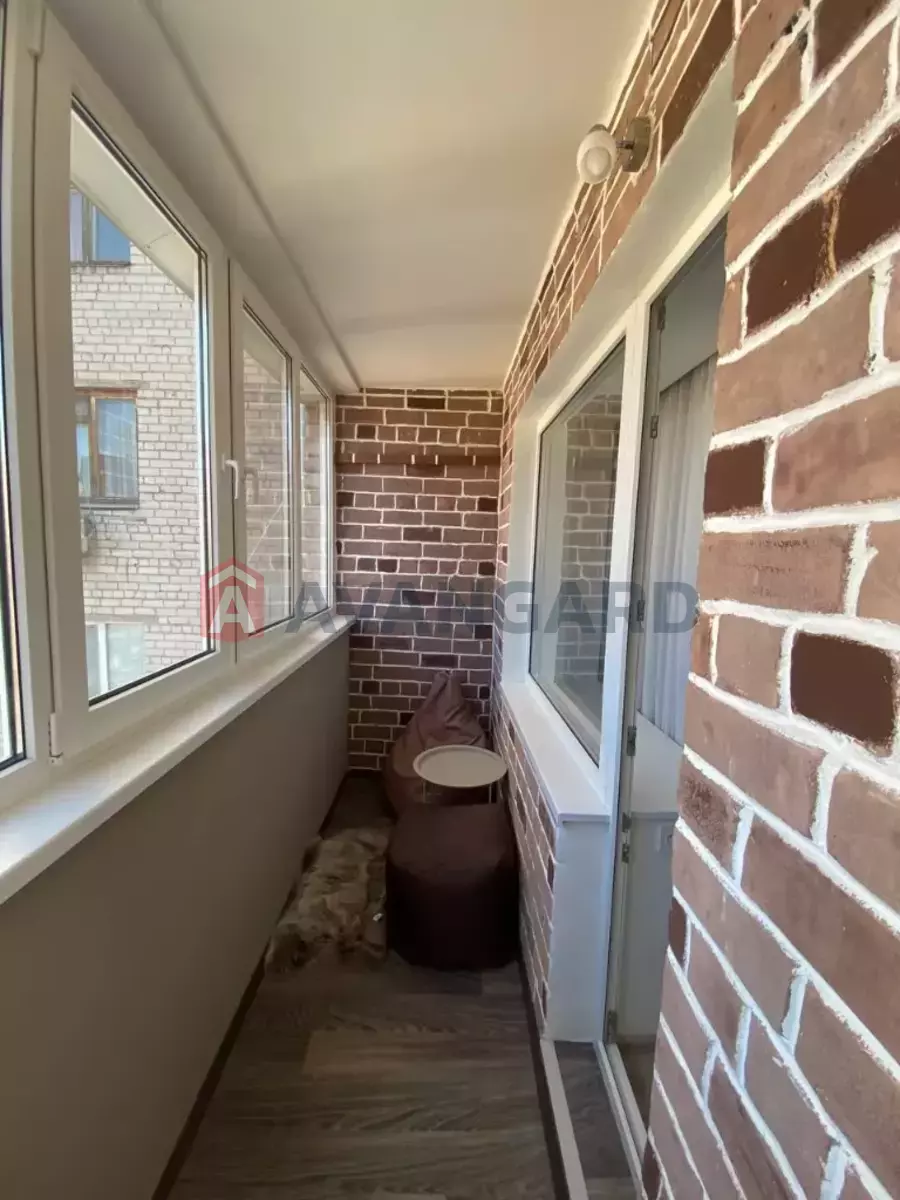 1 ��. ��������, 40/-/- ��. �., 6/10 ������ ���� 7