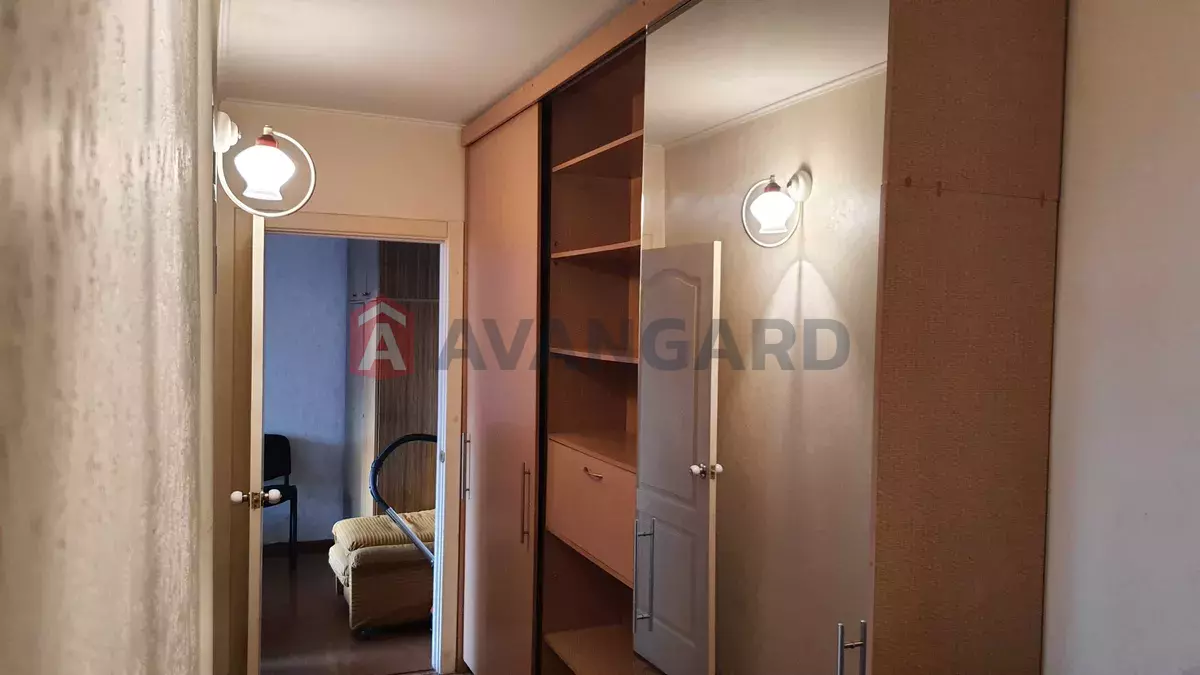 2 ��. ��������, 51/-/10 ��. �., 9/12 ������ ���� 3