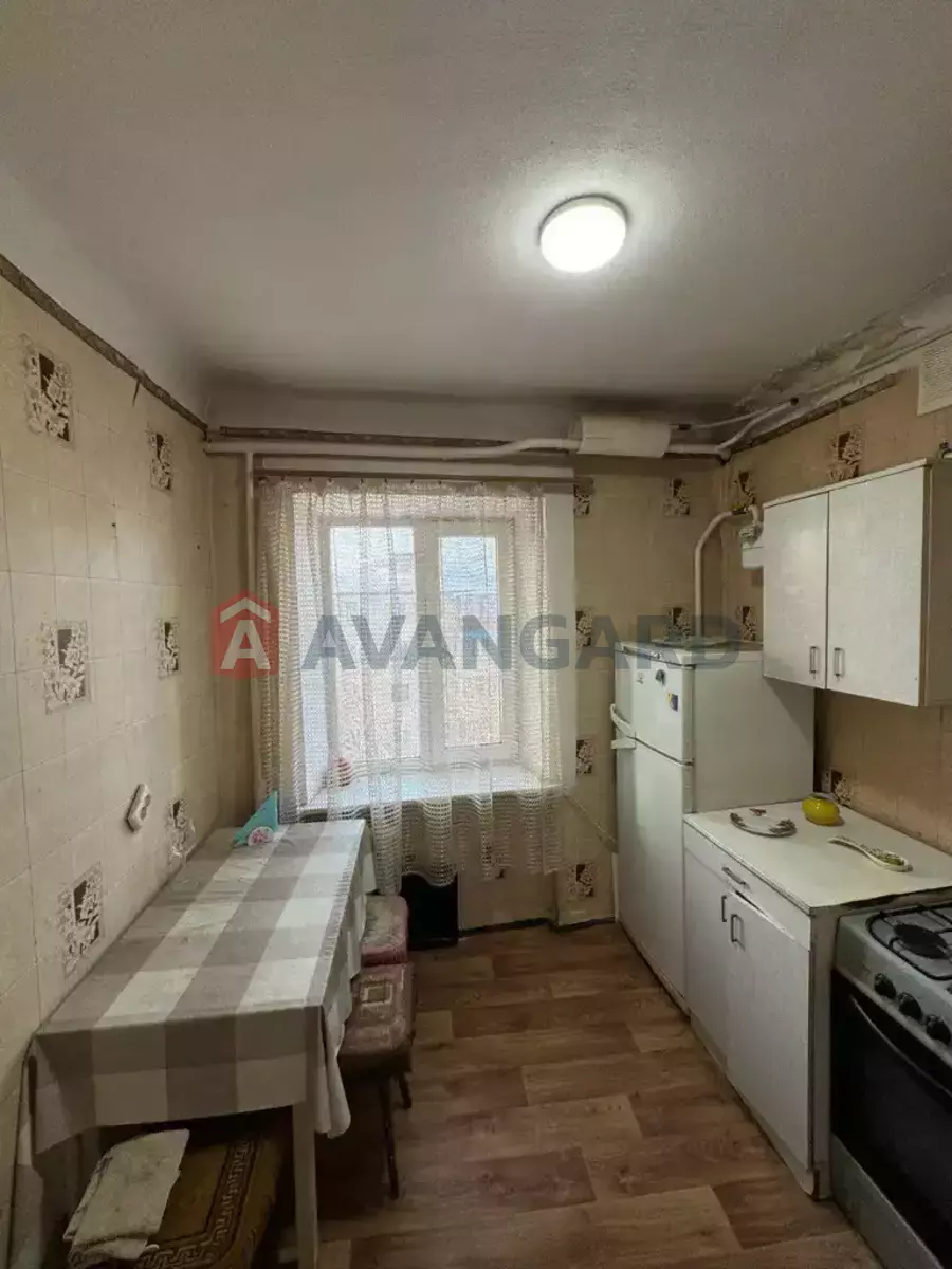 1 ����. ��������, 31/18/6 ��. �., 5/5 ���� ���� 2