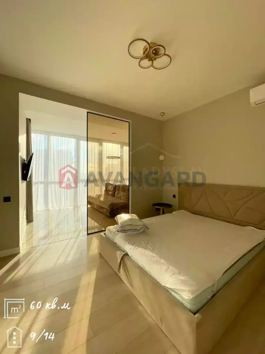 1 ��. ��������, 60/-/- ��. �., 9/14 ������ ���� 10