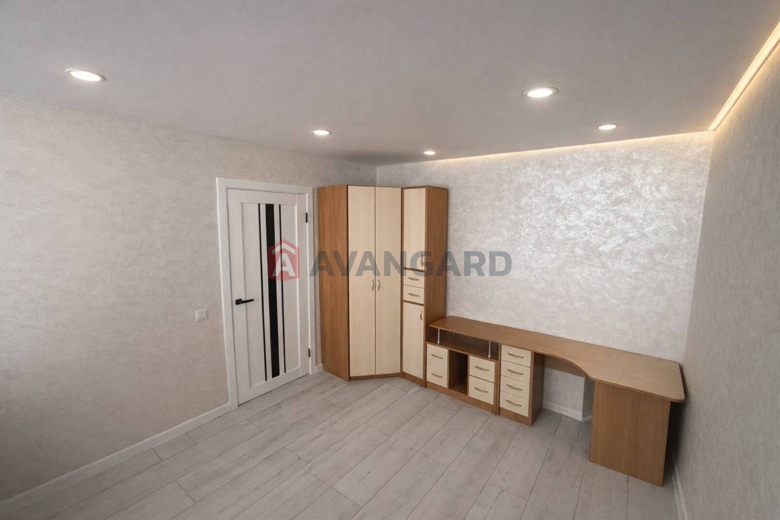 1 ����. ��������, 35/-/7 ��. �., 5/9 ���� ���� 15