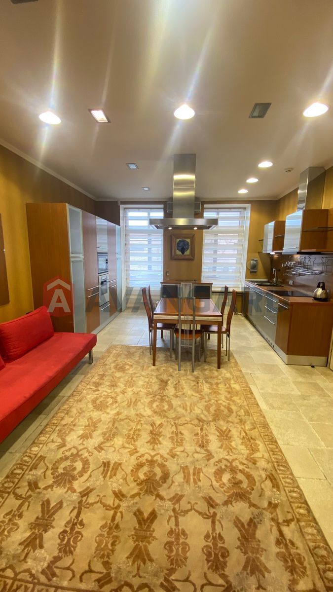 3 комн. квартира, 110 / 70 / 27 м? кв. м., 2/4 этаж фото 2 3 комн. квартира, 110 / 70 / 27 м? кв. м., 2/4 этаж фото 2