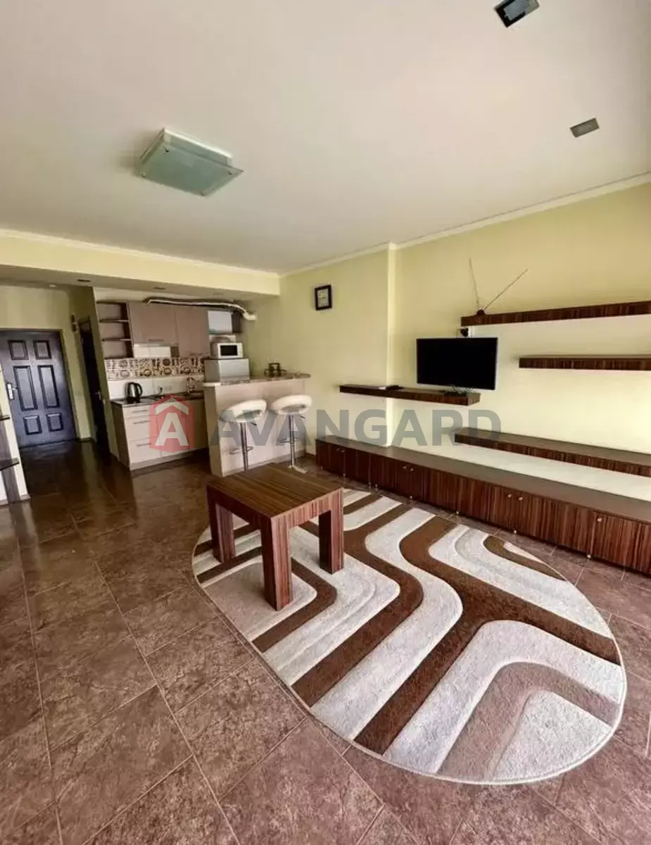 1 ����. ��������, 35/-/- ��. �., 17/25 ���� ���� 4