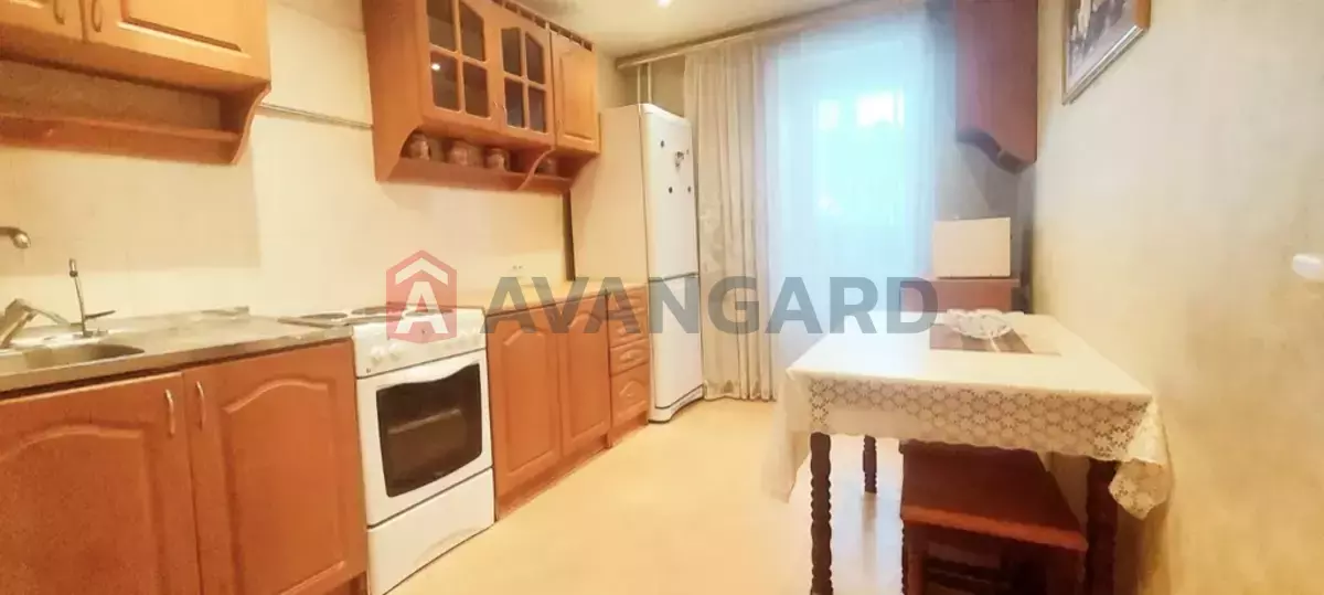 1 ��. ��������, 38/17/- ��. �., 4/14 ������ ���� 3