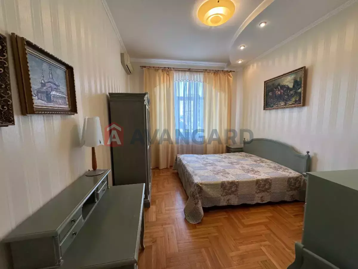 3 ����. ��������, 128/78/18 ��. �., 5/8 ���� ���� 9