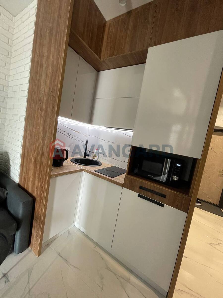 1 ����. ��������, 44/-/24 ��. �., 12/13 ���� ���� 2