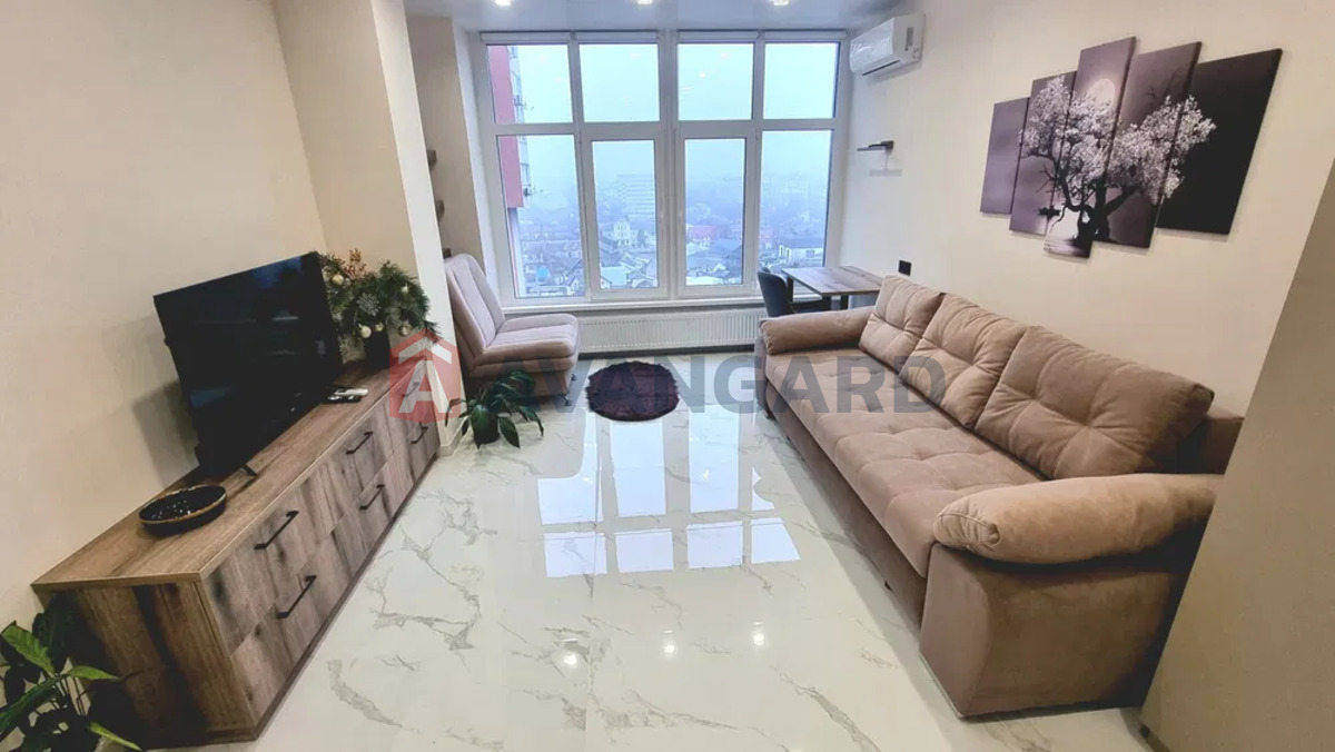 2 ��. ��������, 51/-/10 ��. �., 11/18 ������ ���� 3