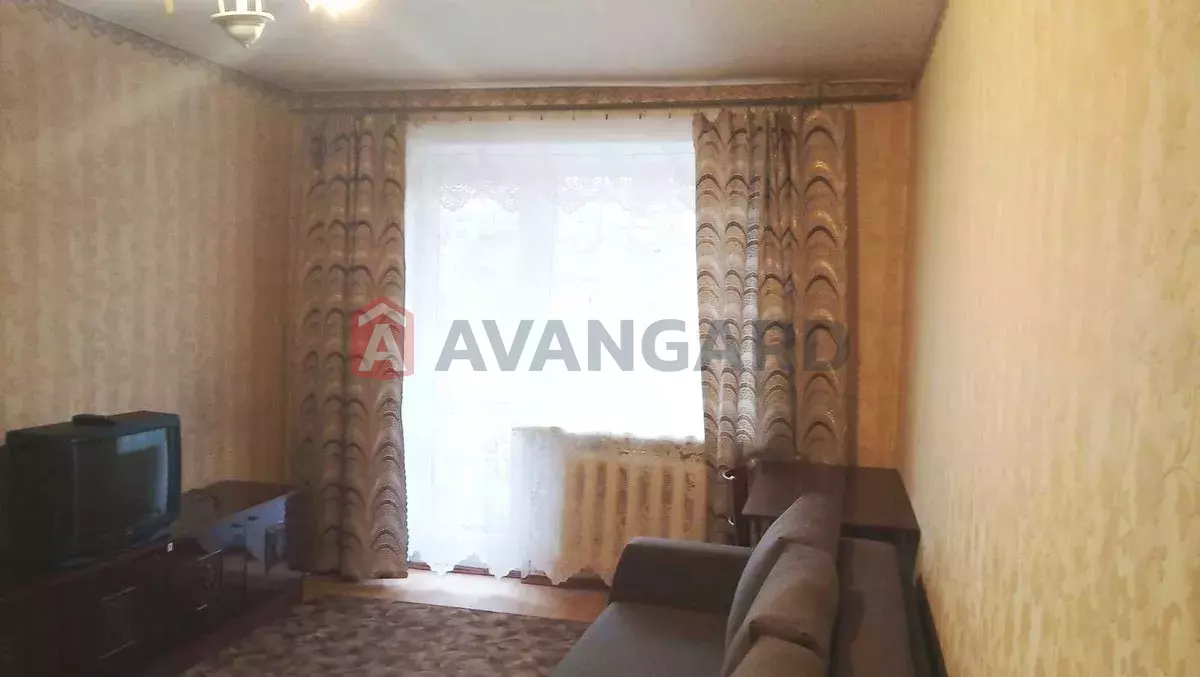 1 ��. ��������, 32/-/6 ��. �., 3/5 ������ ���� 6